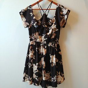 Juniors Dress, Black floral pattern, Size Medium